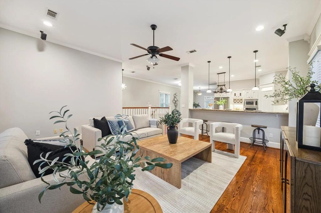 Home staged by Houston Furniture Rentals